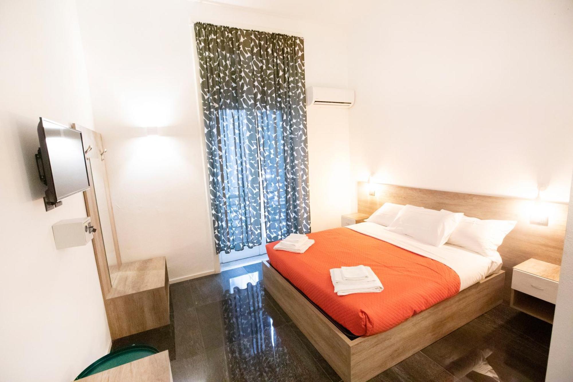 Hall Inn B&B In Chiostro Νάπολη Εξωτερικό φωτογραφία